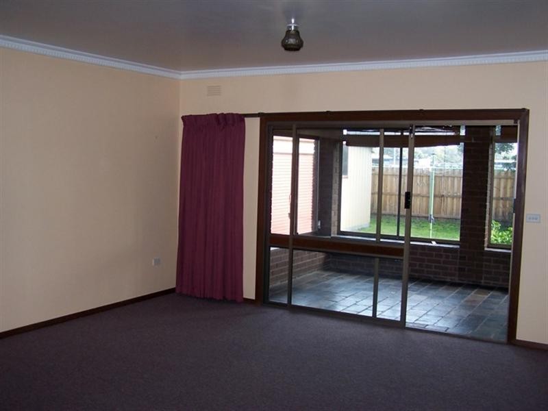 13 Latrobe Crescent, Traralgon VIC 3844