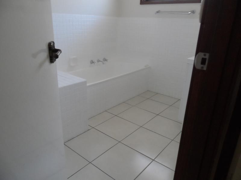 13 Latrobe Crescent, Traralgon VIC 3844