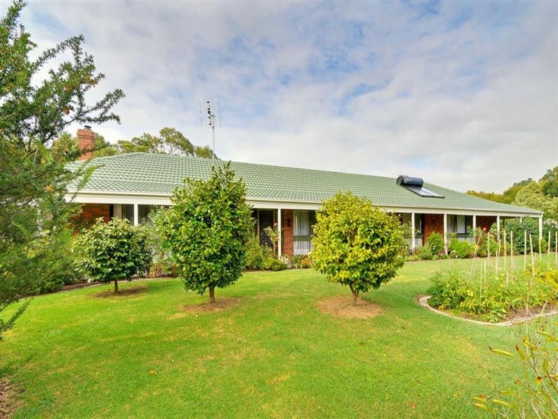 10 Rickard Drive, Hazelwood South VIC 3840