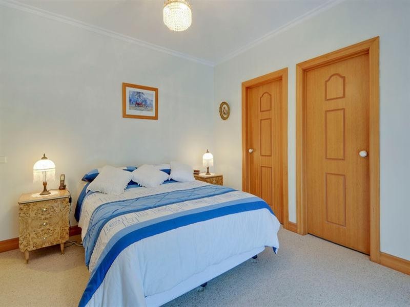 10 Rickard Drive, Hazelwood South VIC 3840