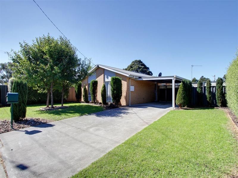 20 Dawn Grove, Traralgon VIC 3844