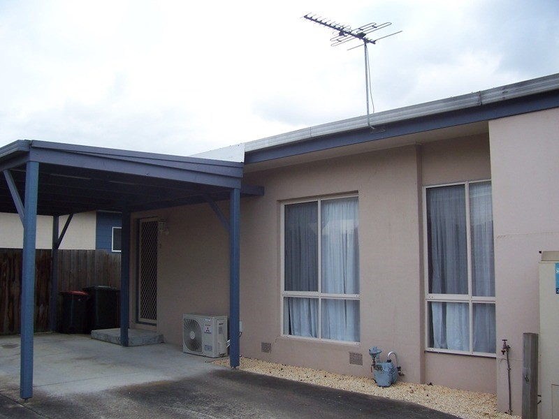 2/7-9 BERRY Street, Traralgon VIC 3844