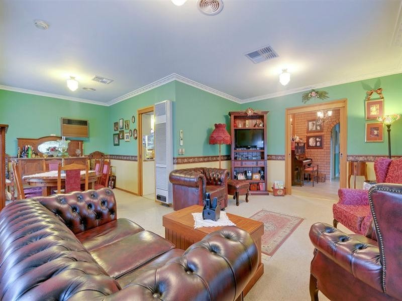 11 Rangeview Drive, Traralgon VIC 3844