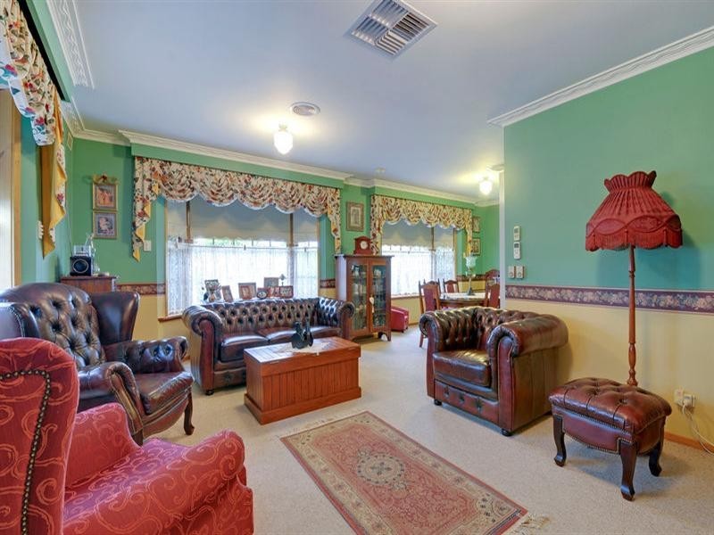 11 Rangeview Drive, Traralgon VIC 3844