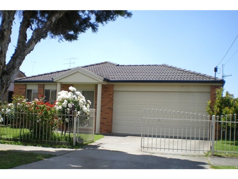 20 CHESTNUT Avenue, Morwell VIC 3840