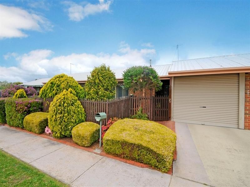 2/4 Blair Athol Drive, Traralgon VIC 3844
