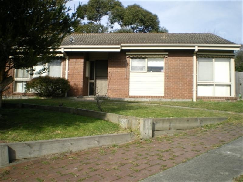 8 Donald Court, Traralgon VIC 3844