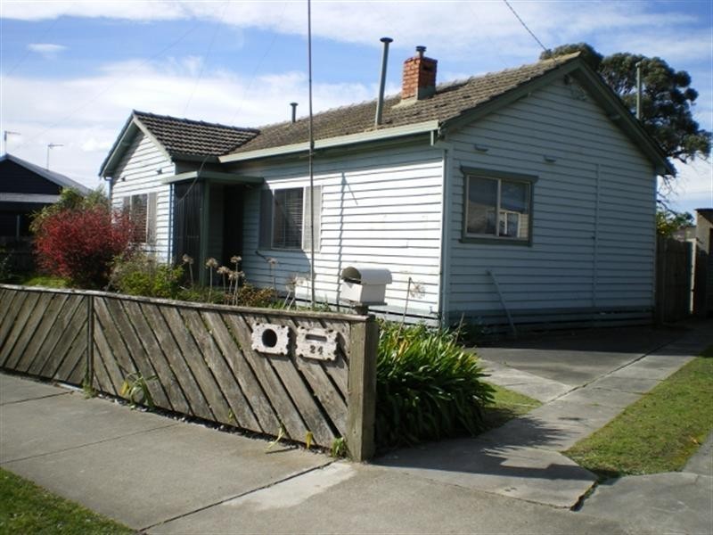 24 Grubb Avenue, Traralgon VIC 3844