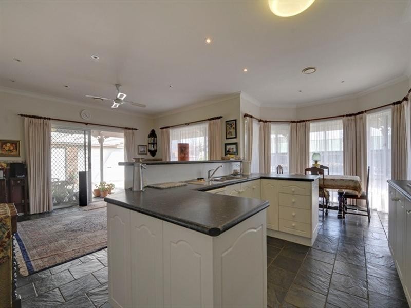 53 Gabo Way, Morwell VIC 3840