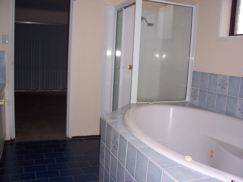 52 STRATHCOLE Drive, Traralgon VIC 3844