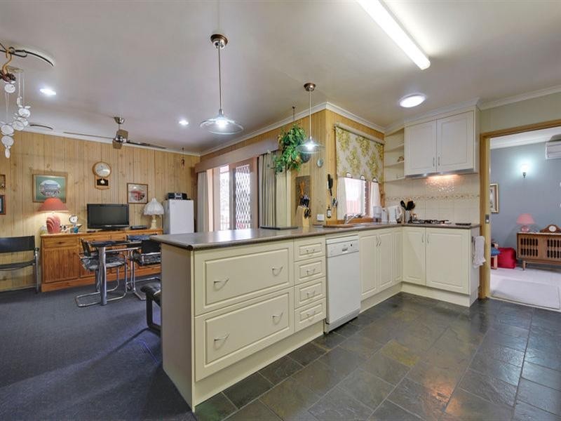 2 Sunset Place, Traralgon VIC 3844