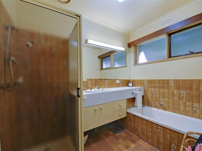 2 Sunset Place, Traralgon VIC 3844