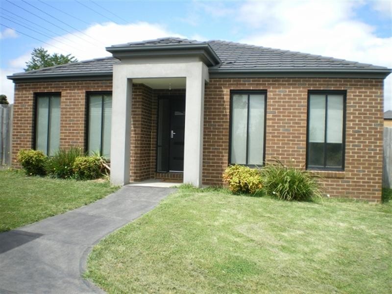 7 Hamlet Drive, Traralgon VIC 3844
