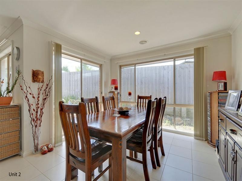 2/2 LAWN Avenue, Traralgon VIC 3844