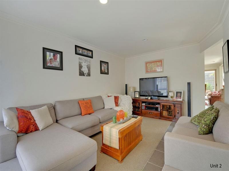 2/2 LAWN Avenue, Traralgon VIC 3844