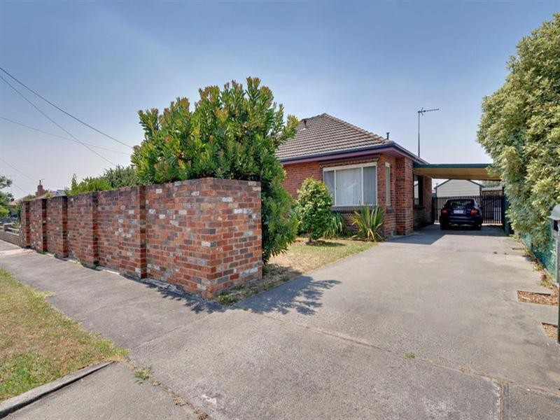 2 Row Street, Traralgon VIC 3844