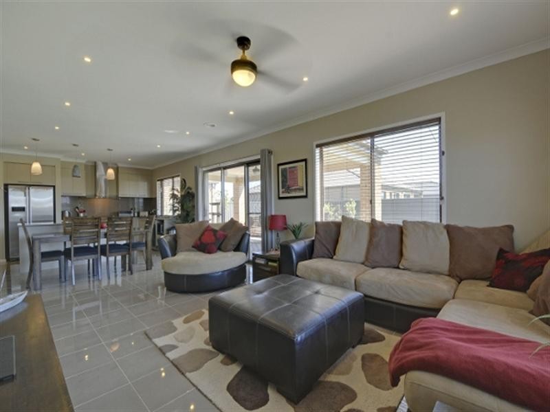 29 Moore Street, Rosedale VIC 3847