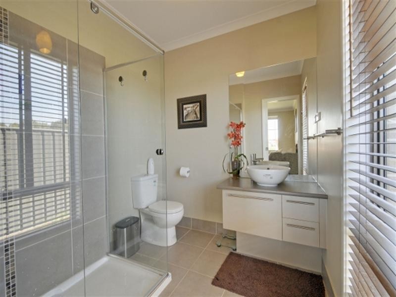 29 Moore Street, Rosedale VIC 3847