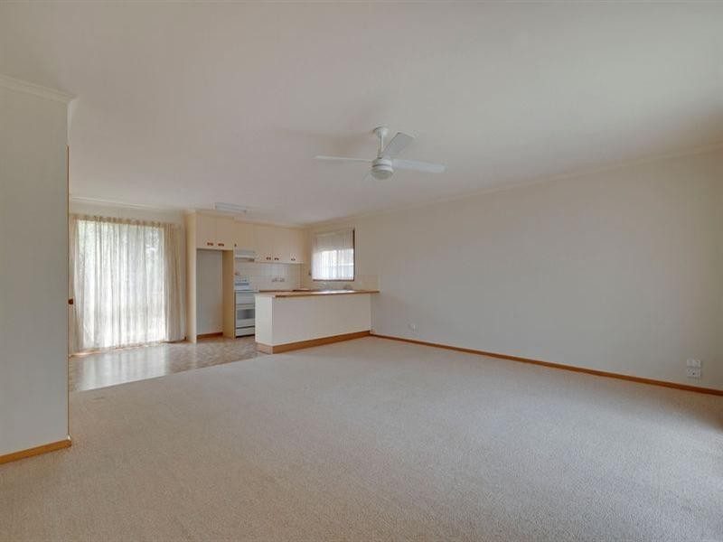 102 Grubb Avenue, Traralgon VIC 3844