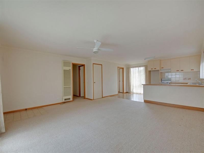 102 Grubb Avenue, Traralgon VIC 3844