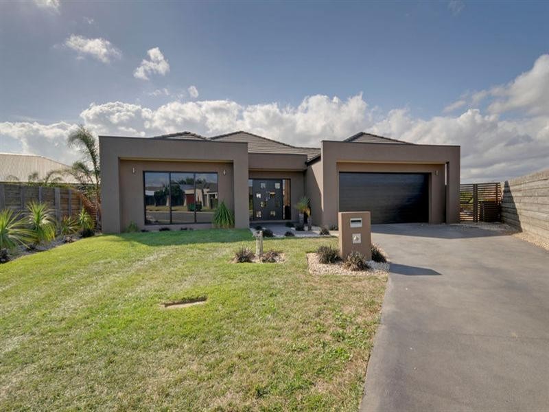 6 Lawson Court, Traralgon VIC 3844