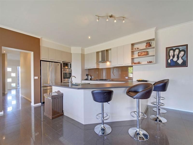 6 Lawson Court, Traralgon VIC 3844