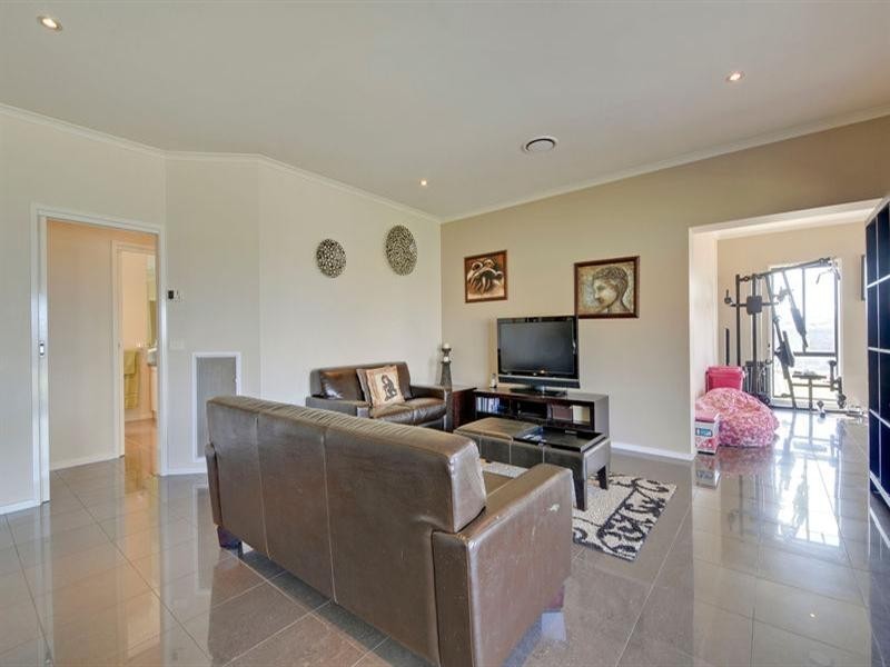 6 Lawson Court, Traralgon VIC 3844