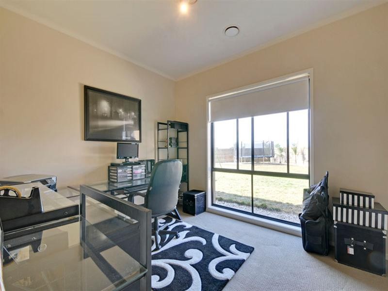 6 Lawson Court, Traralgon VIC 3844