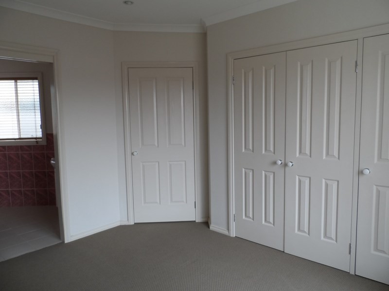 1/57 PORTER Street, Morwell VIC 3840