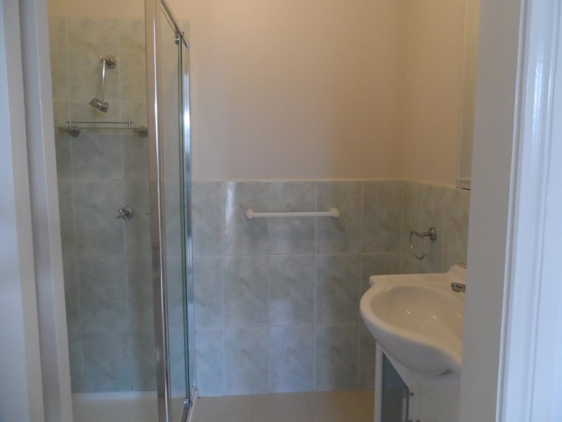 2/57 PORTER Street, Morwell VIC 3840