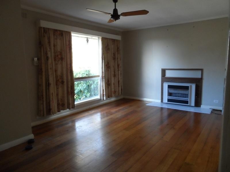 65 HOURIGAN Road, Morwell VIC 3840