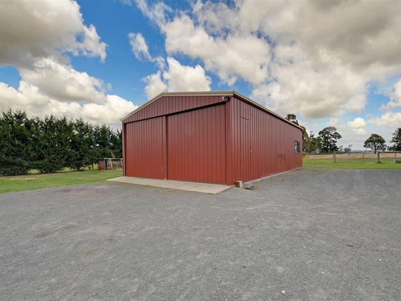 3 Wattle Tree Lane, Glengarry VIC 3854
