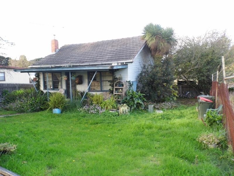 42 Dunbar Road, Traralgon VIC 3844