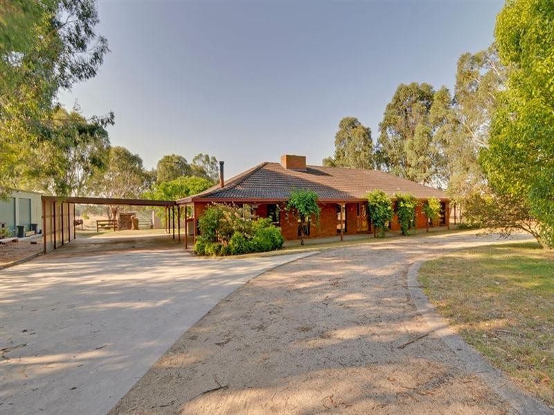 6 Wright Court, Rosedale VIC 3847