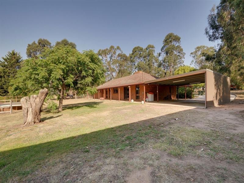 6 Wright Court, Rosedale VIC 3847