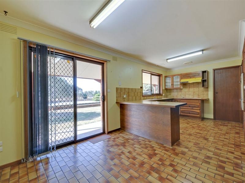 6 Wright Court, Rosedale VIC 3847
