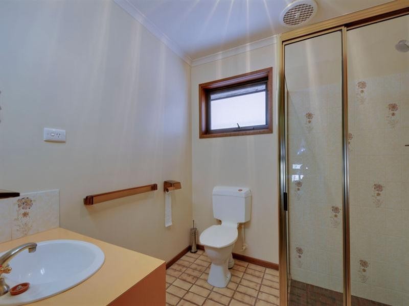 6 Wright Court, Rosedale VIC 3847