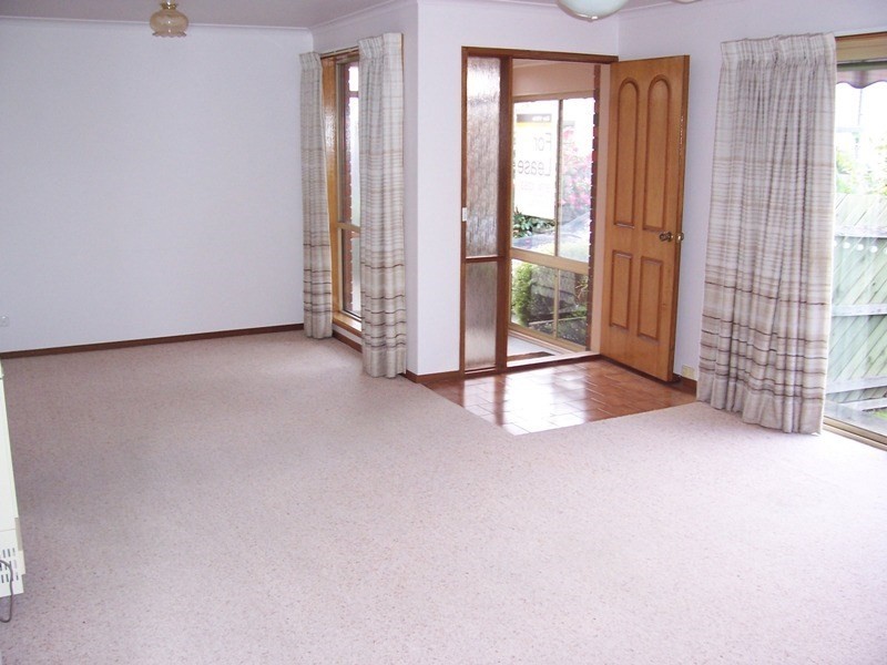 2/23 ALBERT Street, Traralgon VIC 3844