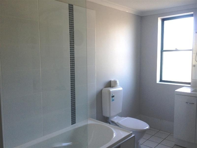 8/145 Golden Four Drive, Bilinga QLD 4225