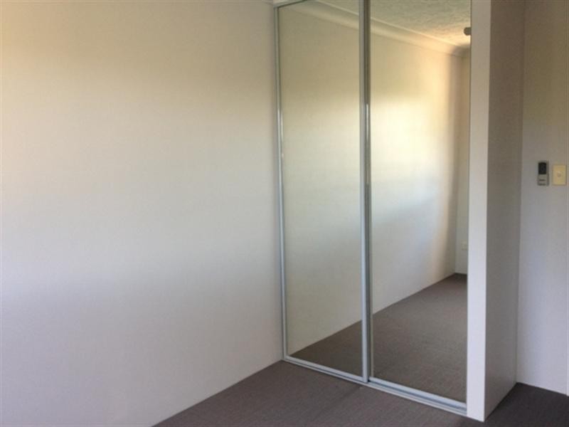 8/145 Golden Four Drive, Bilinga QLD 4225