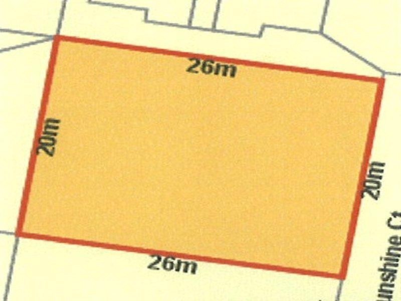 5 Sunshine Court, Labrador QLD 4215