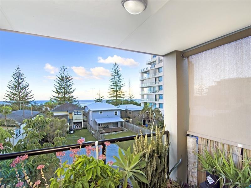 18/111-113 Golden Four Drive, Bilinga QLD 4225