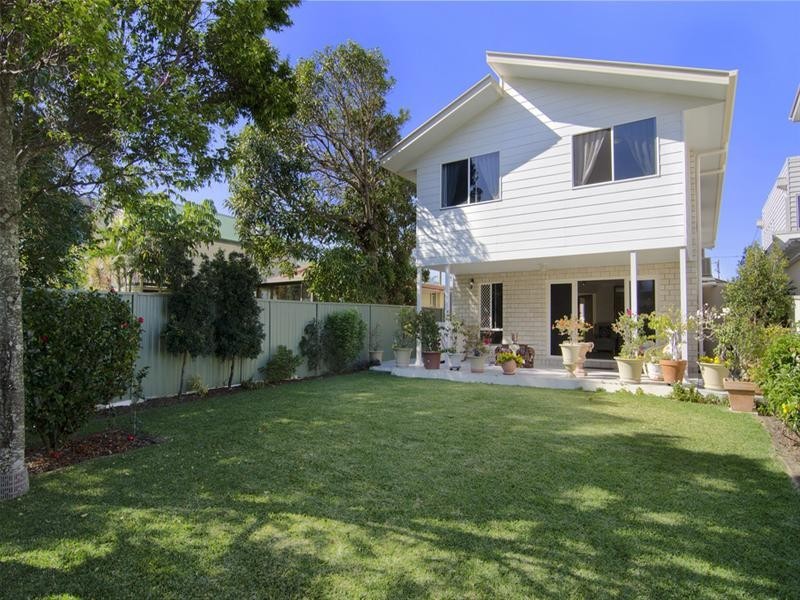 31 Fourteenth Avenue, Palm Beach QLD 4221