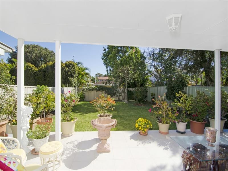 31 Fourteenth Avenue, Palm Beach QLD 4221