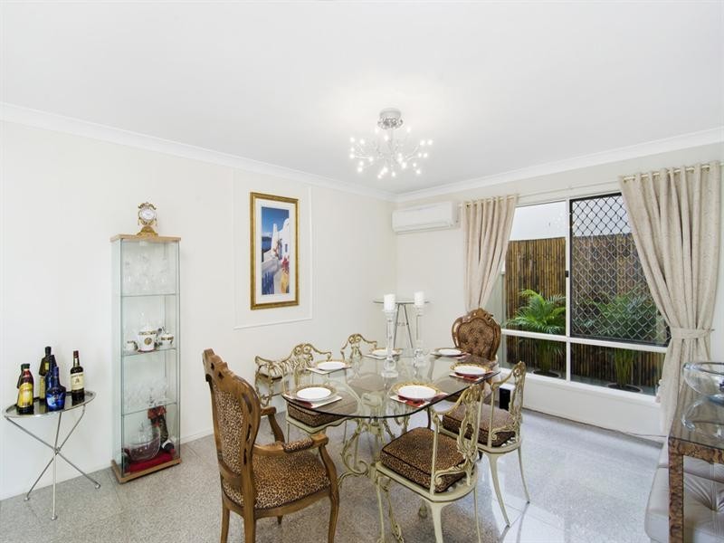 31 Fourteenth Avenue, Palm Beach QLD 4221