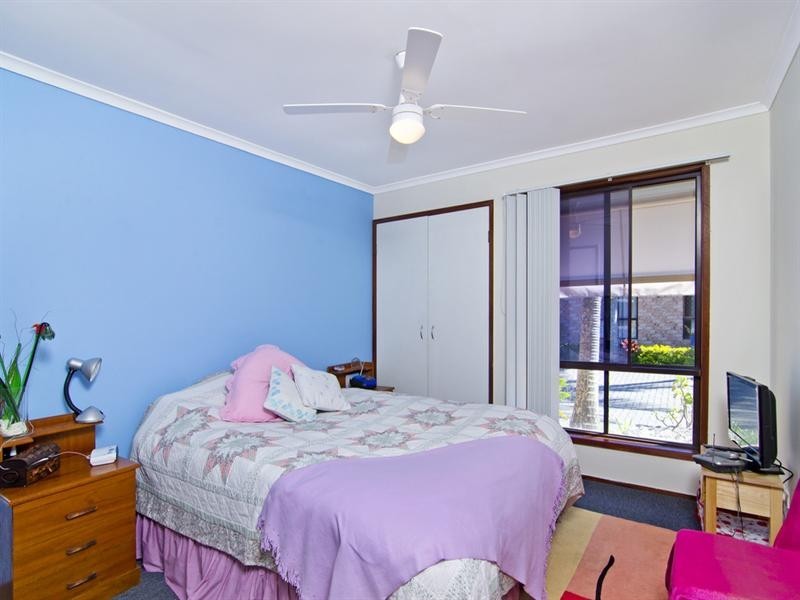 27/2 Galleon Way, Currumbin Waters QLD 4223