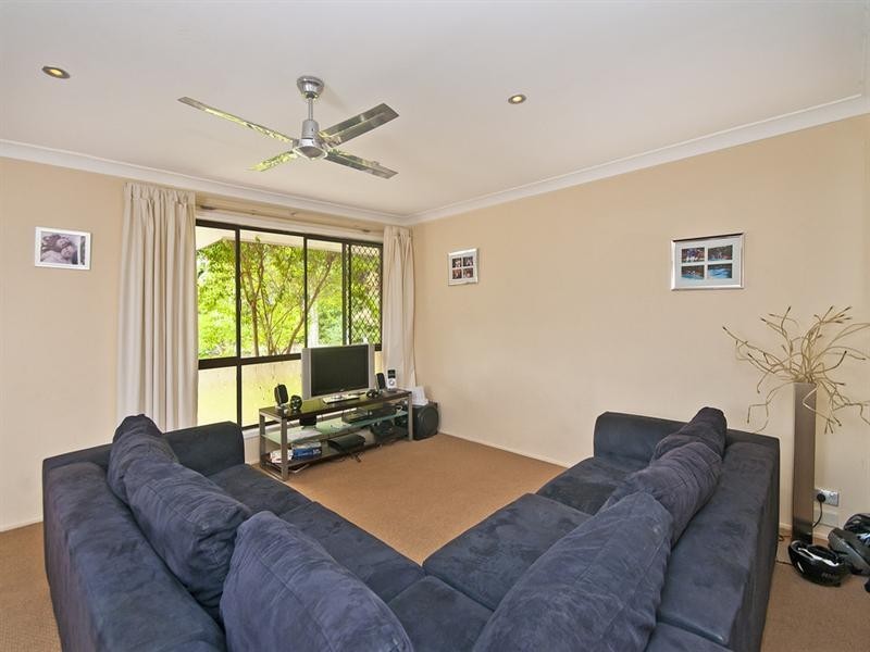 21 Timor Avenue, Palm Beach QLD 4221