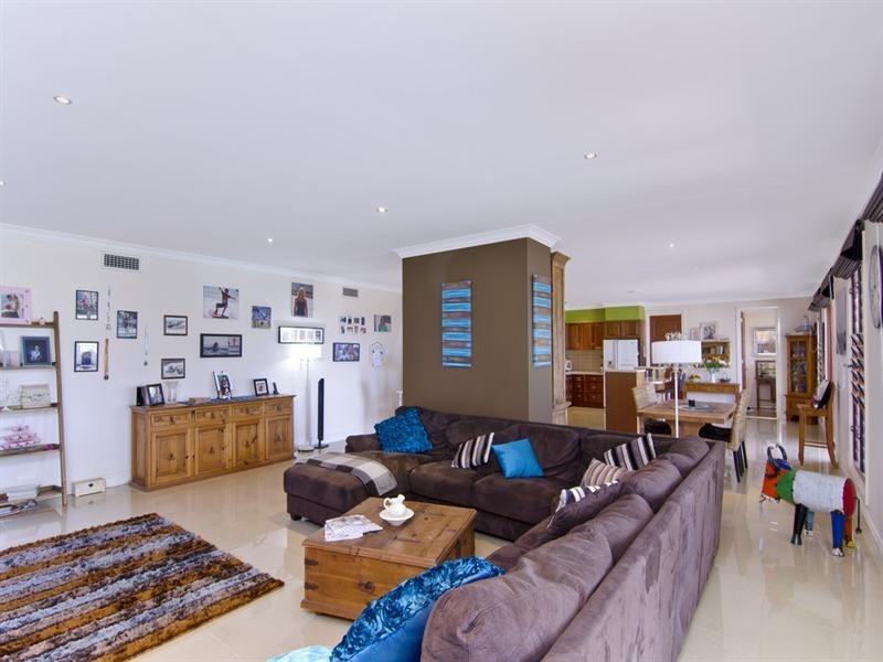 8 Joyce Court, Tallebudgera QLD 4228