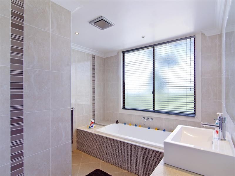 8 Joyce Court, Tallebudgera QLD 4228