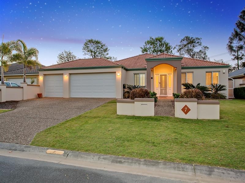 7 Nyoka Court, Elanora QLD 4221